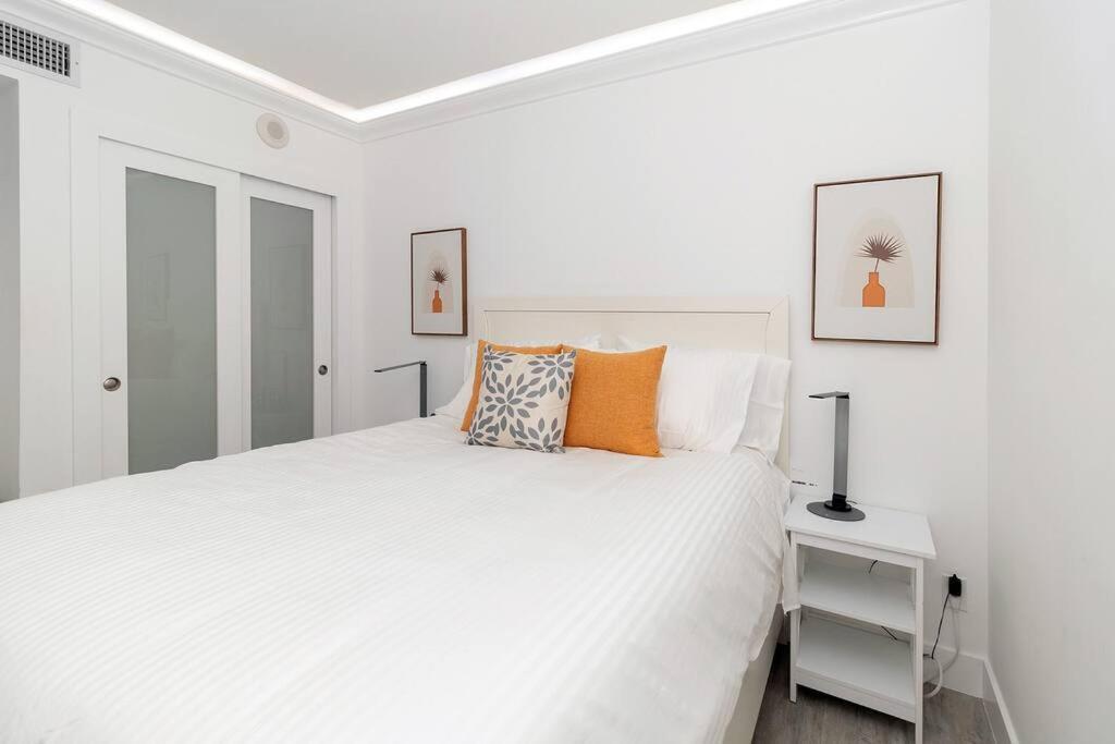Stunning & Spacious Resort-Style Condo Across From Beach! Μαϊάμι Μπιτς Εξωτερικό φωτογραφία